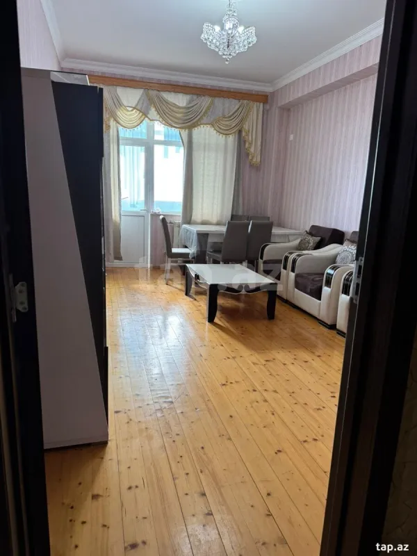 Kirayə verilir 2 otaqlı yeni tikili 70 m²