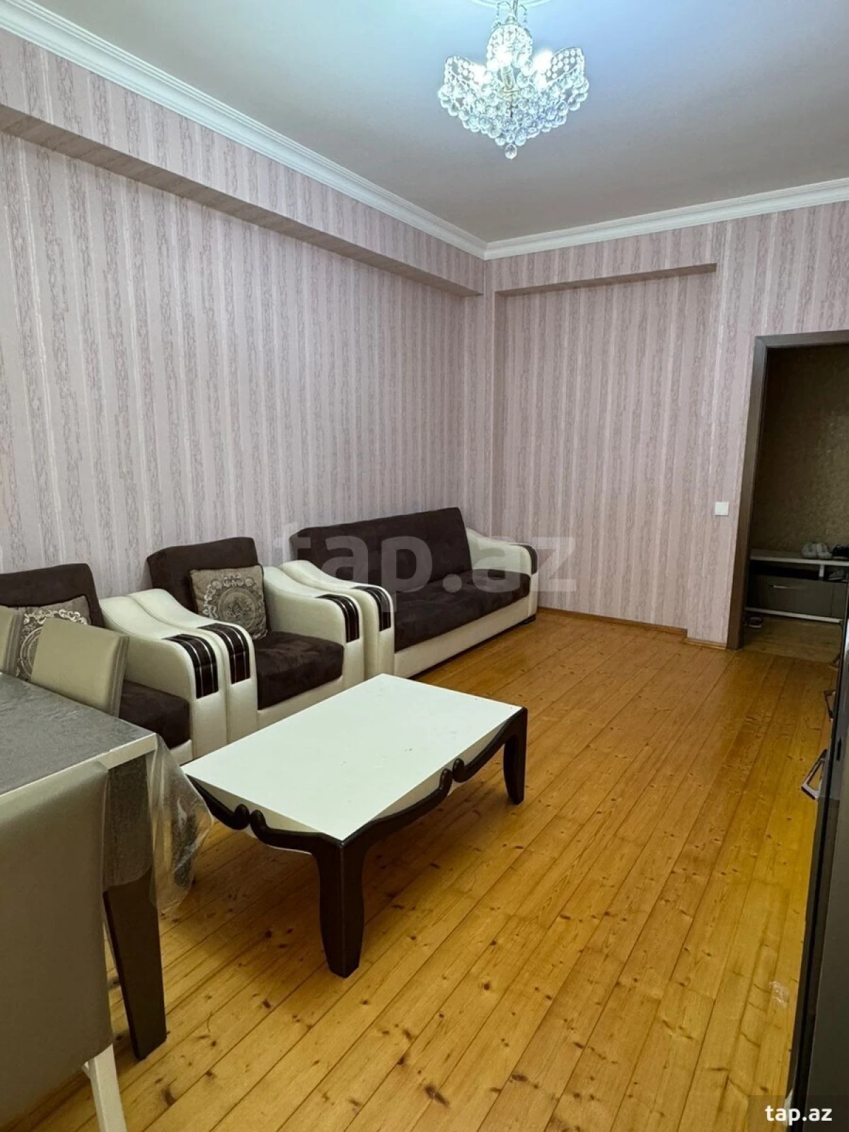 Kirayə verilir 2 otaqlı yeni tikili 70 m²