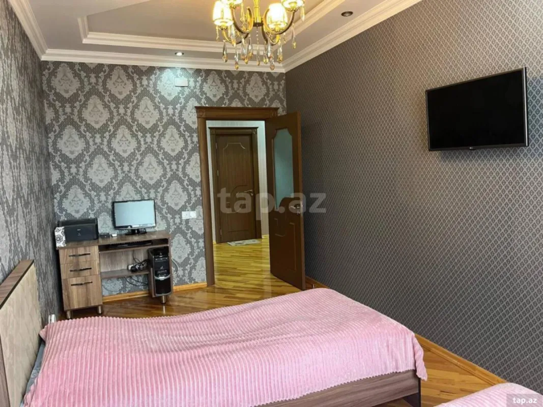 Satılır 3 otaqlı yeni tikili 120 m²