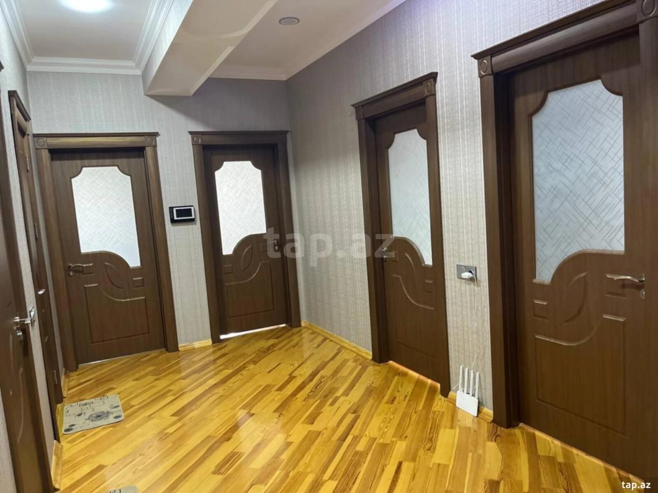 Satılır 3 otaqlı yeni tikili 120 m²