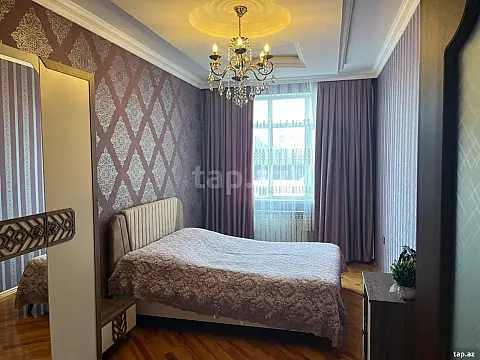 Satılır 3 otaqlı yeni tikili 120 m²