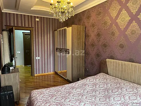 Satılır 3 otaqlı yeni tikili 120 m²