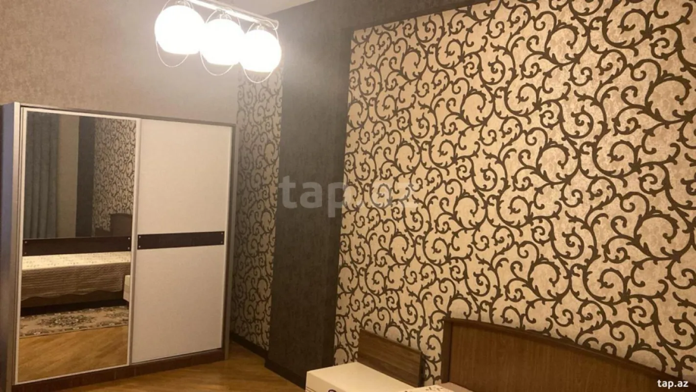 Kirayə verilir 3 otaqlı yeni tikili 134 m²