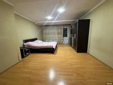 Kirayə verilir 3 otaqlı yeni tikili 90 m²
