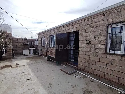 Satılır 4 otaqlı həyət evi