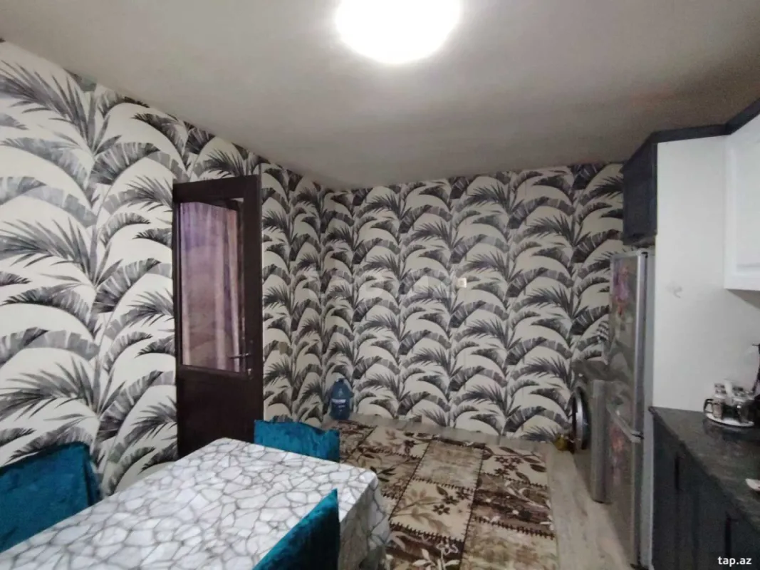 Satılır 4 otaqlı həyət evi