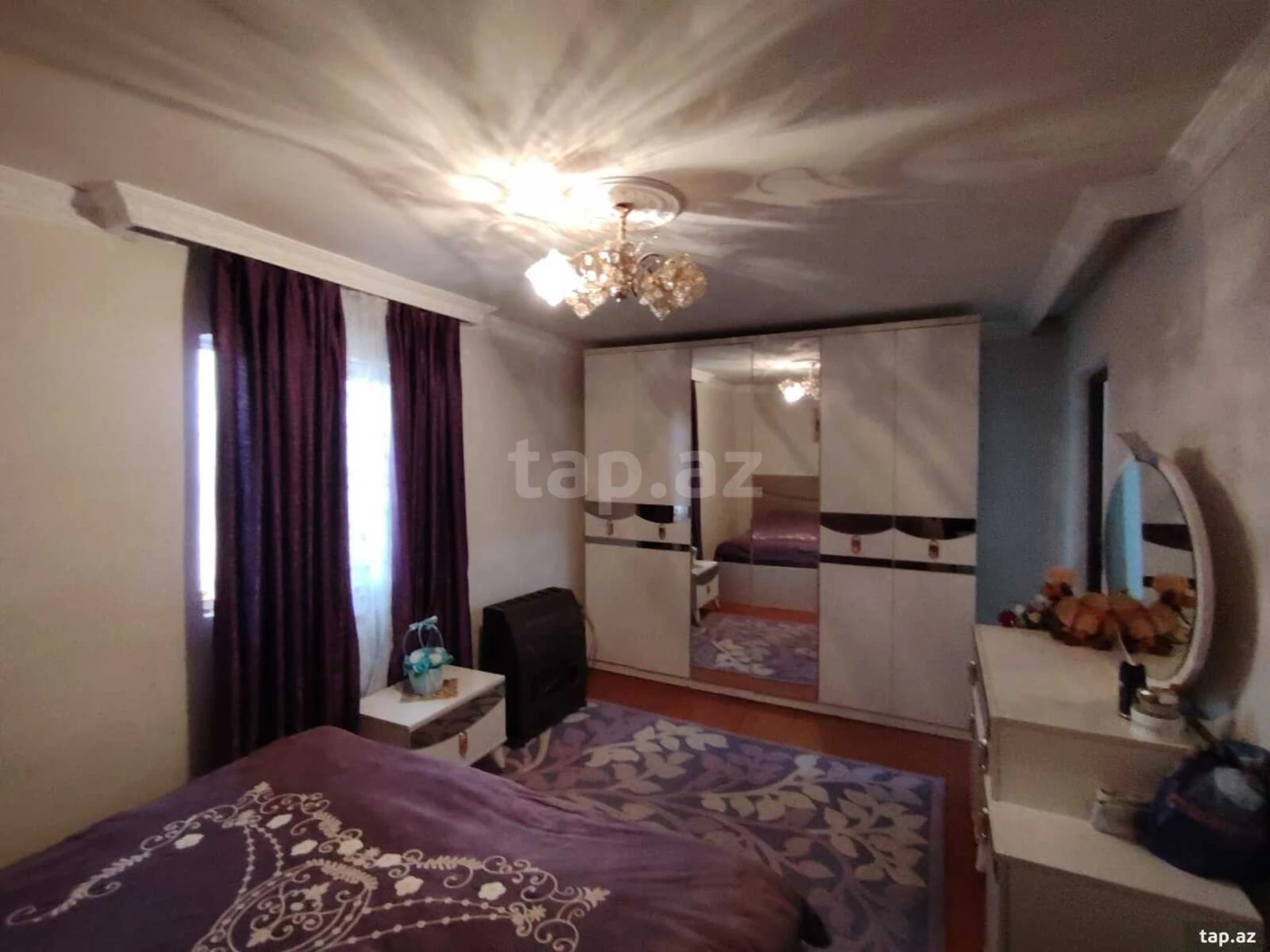 Satılır 4 otaqlı həyət evi