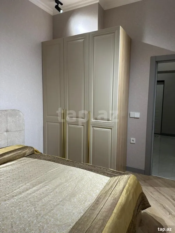 Kirayə verilir 2 otaqlı yeni tikili 67 m²