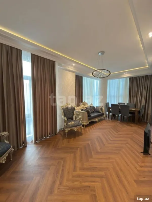 Kirayə verilir 2 otaqlı yeni tikili 85 m²