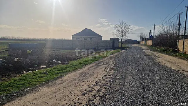 Satılır torpaq sahəsi — Bərdə