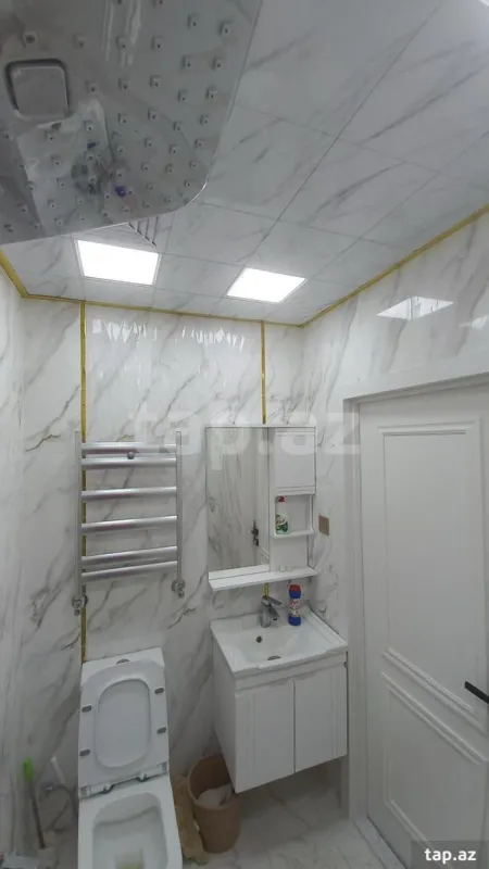 Kirayə verilir 2 otaqlı yeni tikili 65 m²