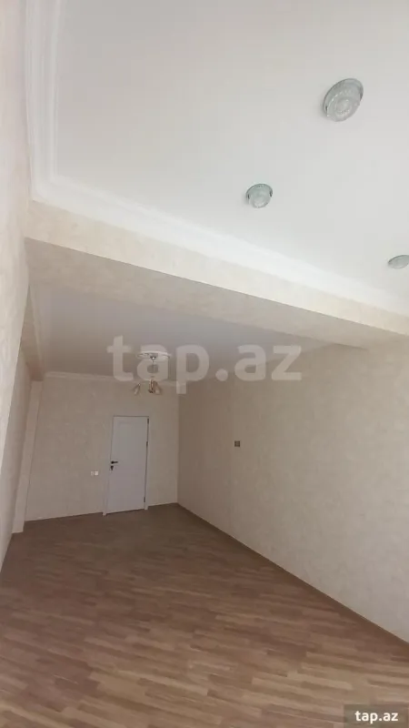 Kirayə verilir 2 otaqlı yeni tikili 65 m²