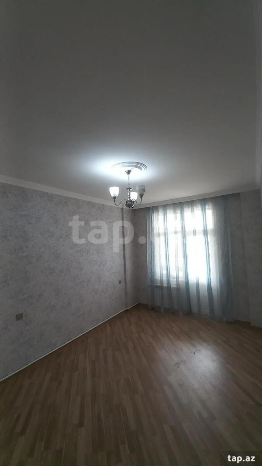 Kirayə verilir 2 otaqlı yeni tikili 65 m²