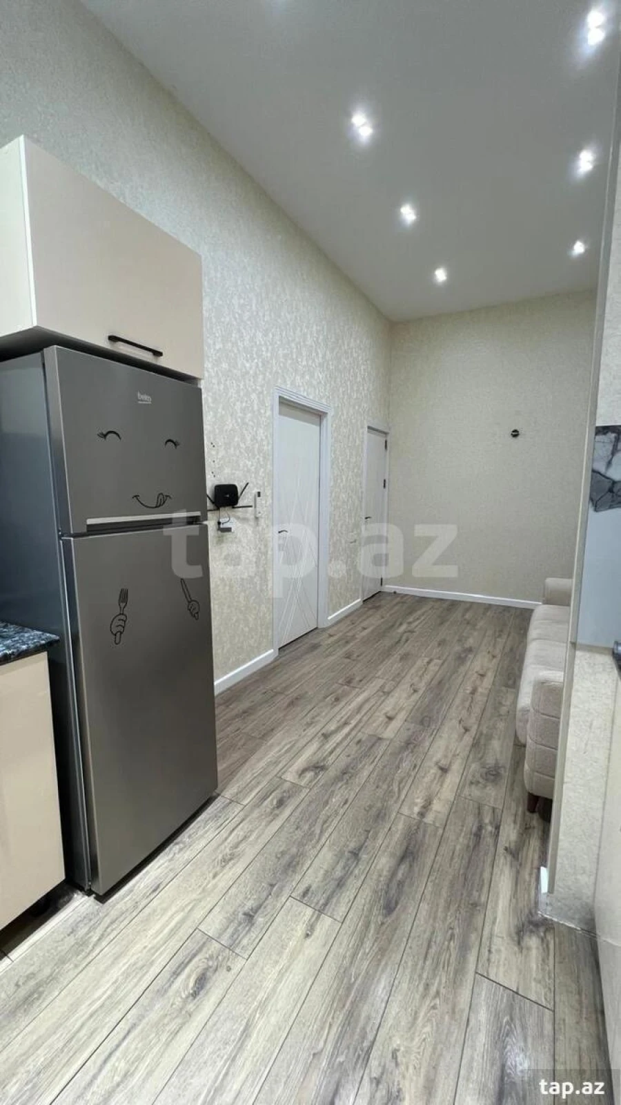 Kirayə verilir 2 otaqlı yeni tikili 50 m²