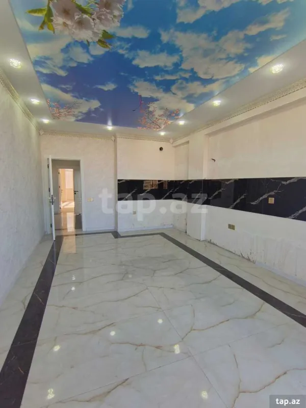 Satılır 3 otaqlı yeni tikili 135 m²