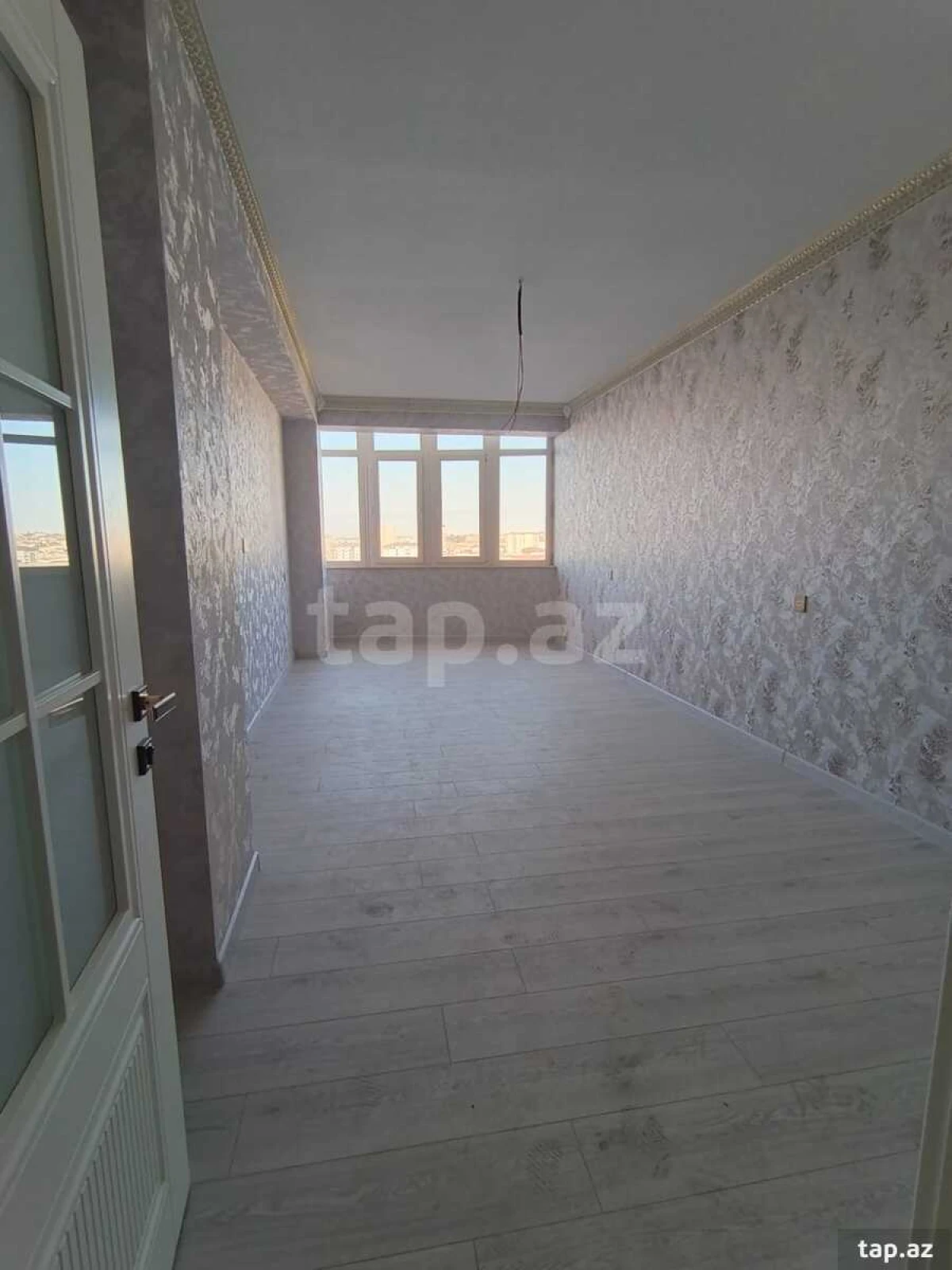 Satılır 3 otaqlı yeni tikili 135 m²
