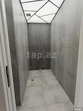 Satılır 3 otaqlı yeni tikili 135 m²