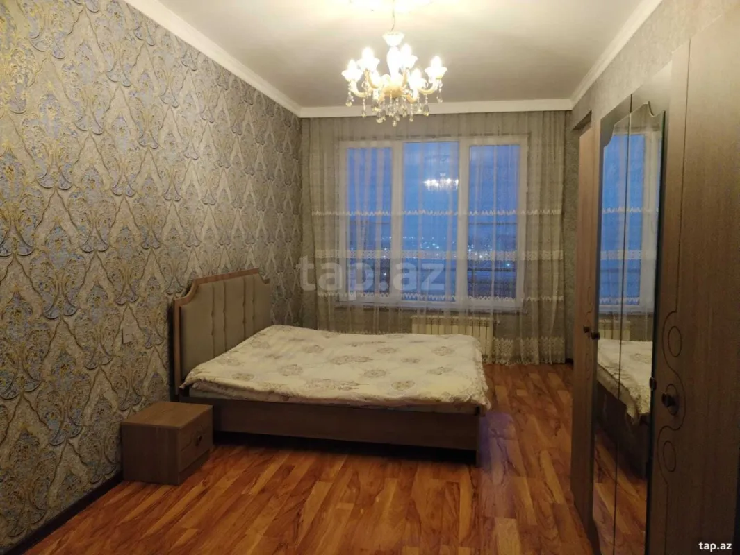 Kirayə verilir 3 otaqlı yeni tikili 100 m²