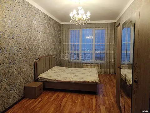 Kirayə verilir 3 otaqlı yeni tikili 100 m²