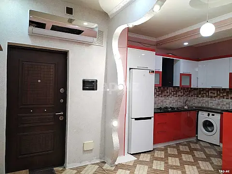 Kirayə verilir 3 otaqlı yeni tikili 100 m²