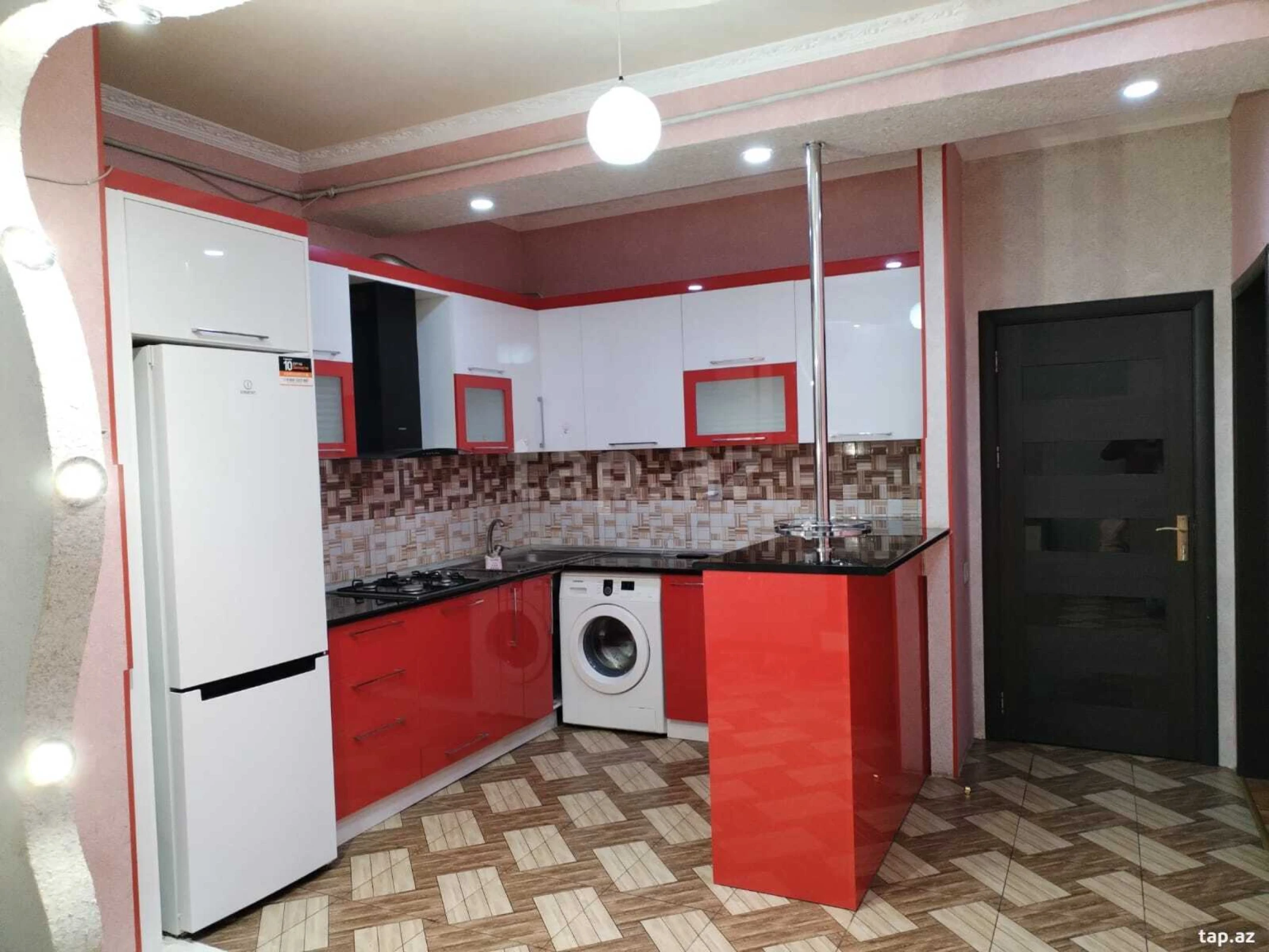 Kirayə verilir 3 otaqlı yeni tikili 100 m²