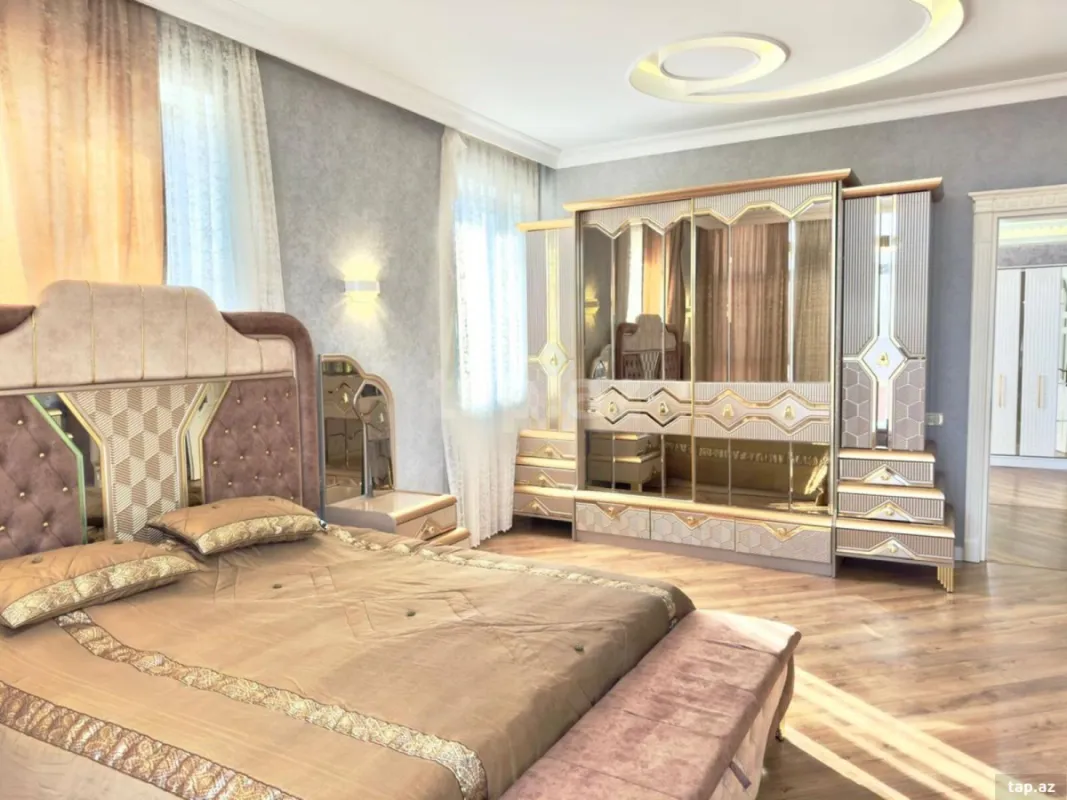 Satılır 5 otaqlı həyət evi