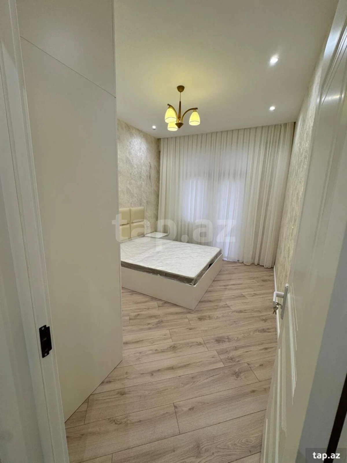Kirayə verilir 2 otaqlı yeni tikili 60 m²