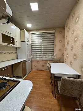 Satılır 3 otaqlı yeni tikili 80 m²