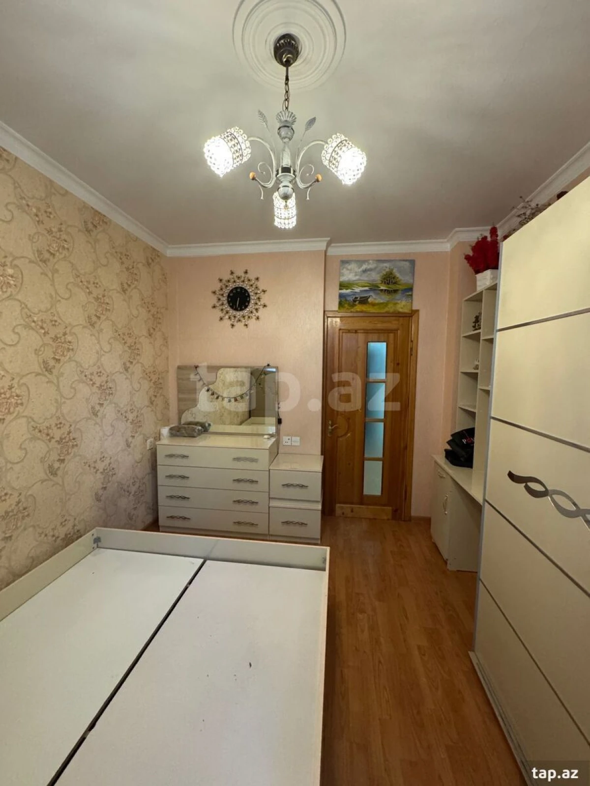 Satılır 3 otaqlı yeni tikili 80 m²