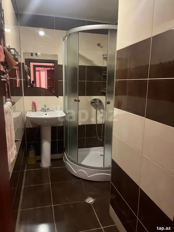 Kirayə verilir 3 otaqlı yeni tikili 83 m²