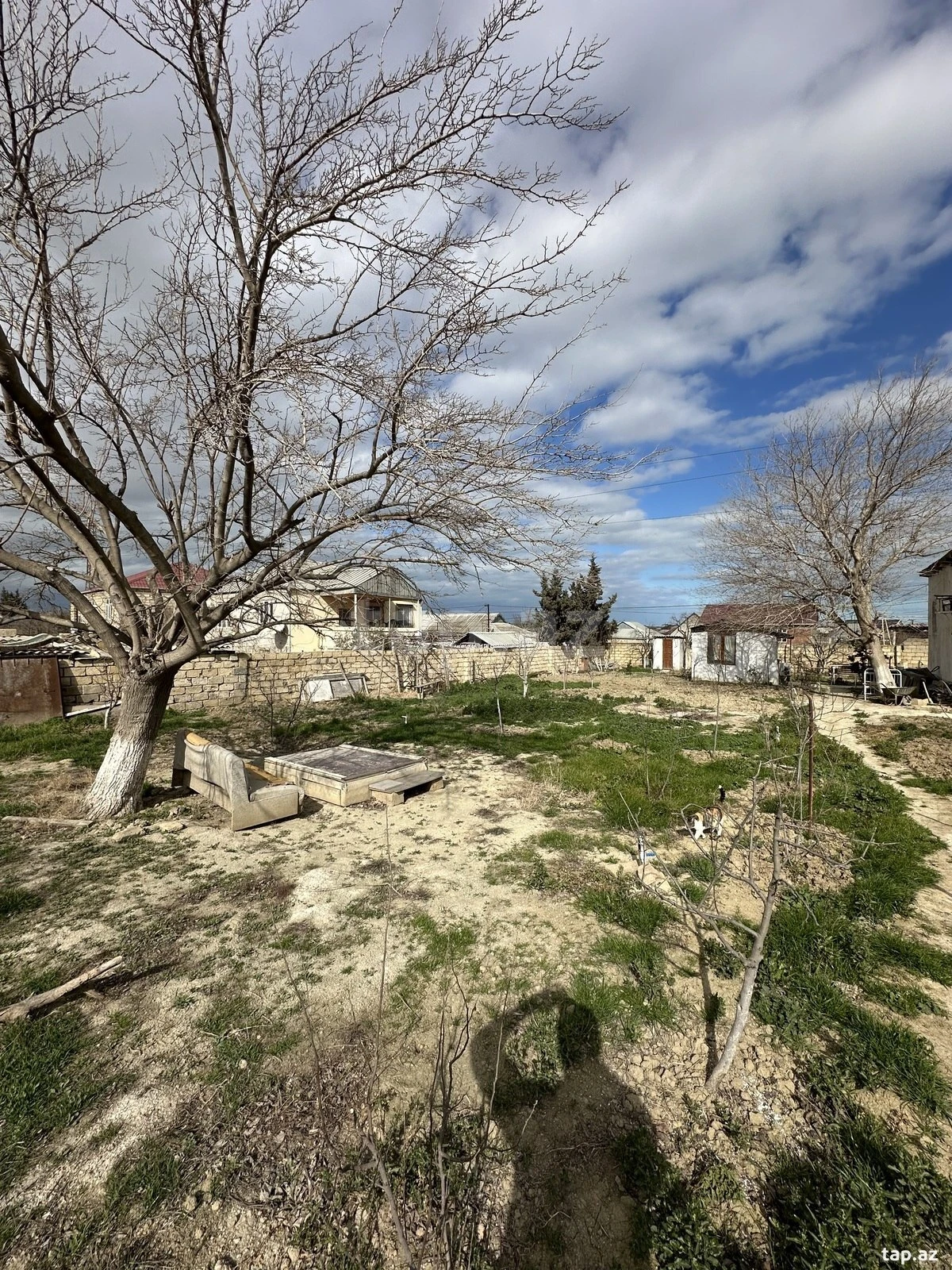 Satılır 2 otaqlı həyət evi