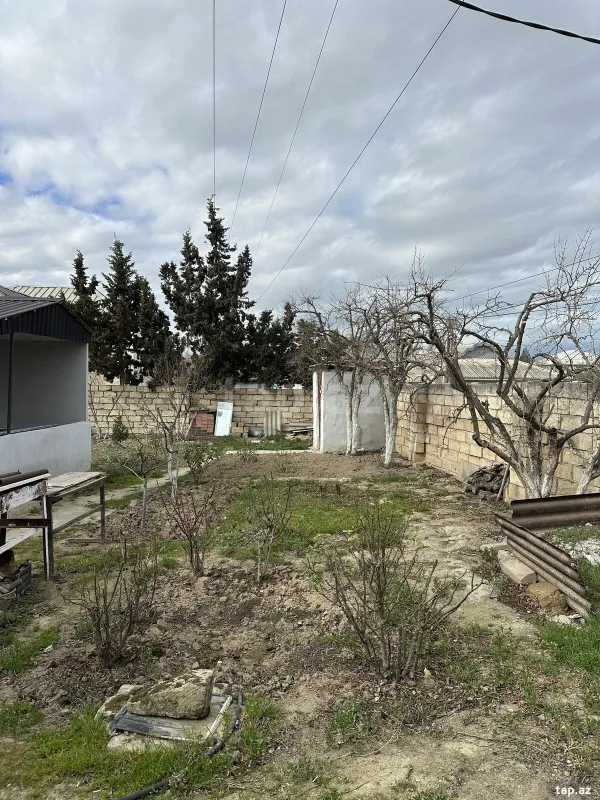 Satılır 2 otaqlı həyət evi