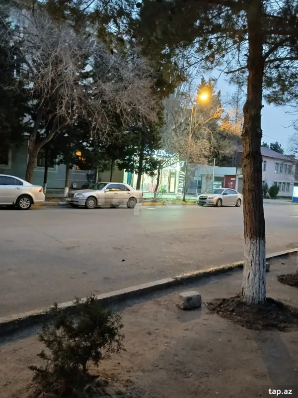 Satılır 2 otaqlı mənzil 40 m²