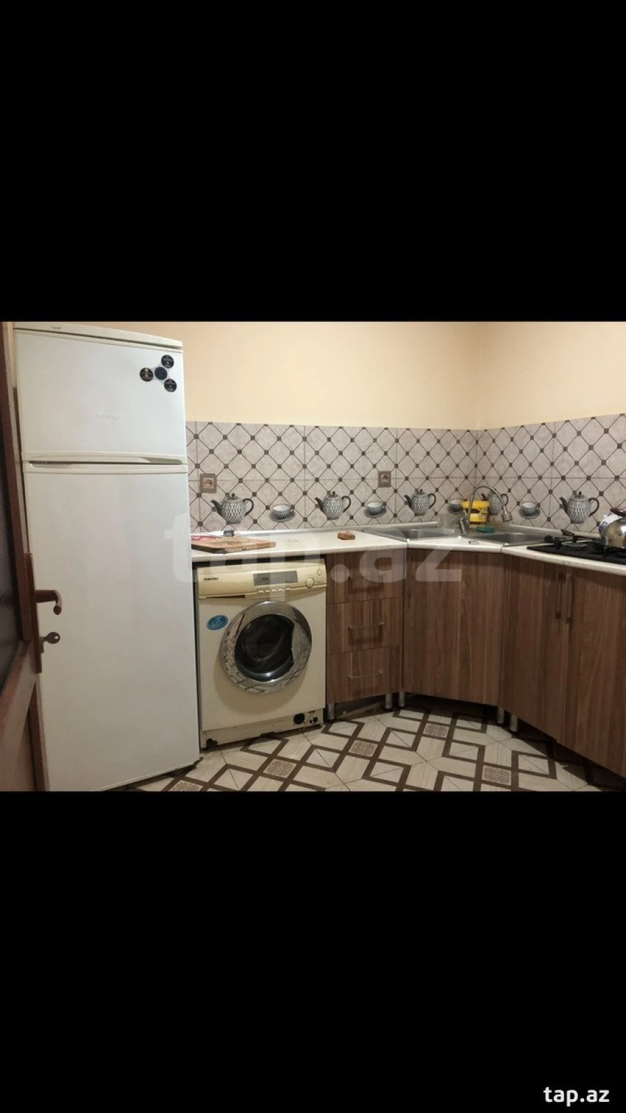 Kirayə verilir 4 otaqlı yeni tikili 100 m²