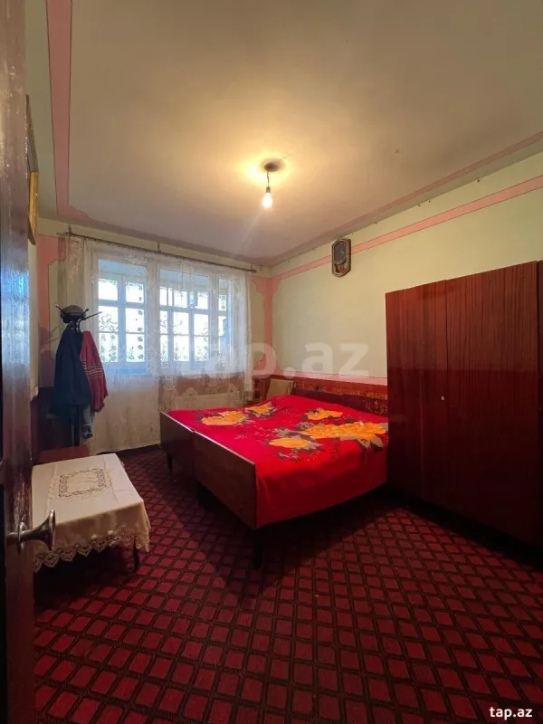 Satılır 4 otaqlı yeni tikili 100 m²