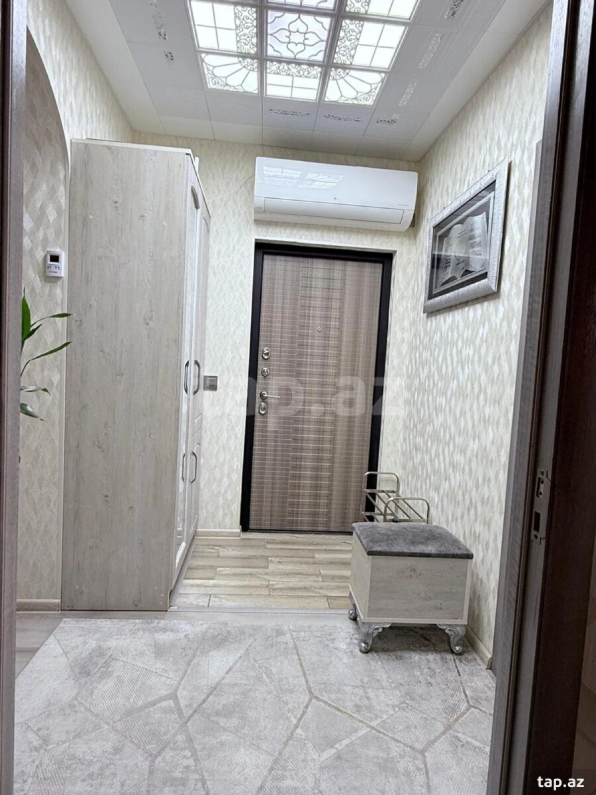 Satılır 4 otaqlı yeni tikili 100 m²