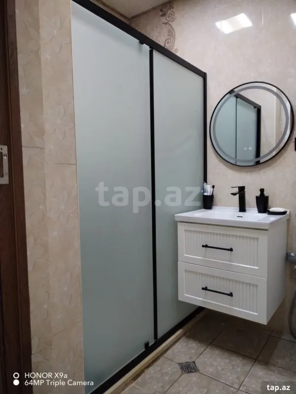 Satılır 2 otaqlı yeni tikili 60 m²