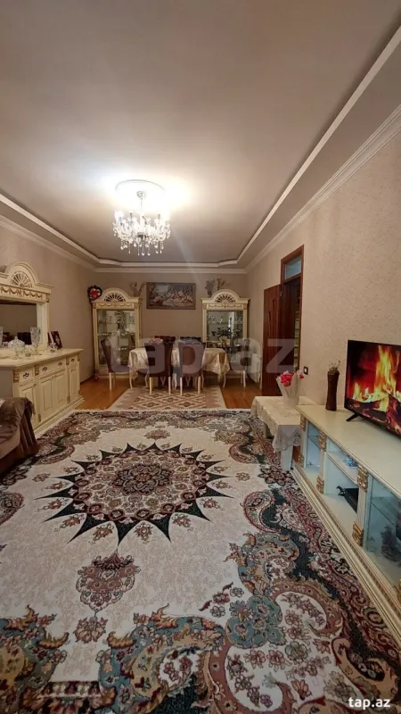 Satılır 4 otaqlı həyət evi