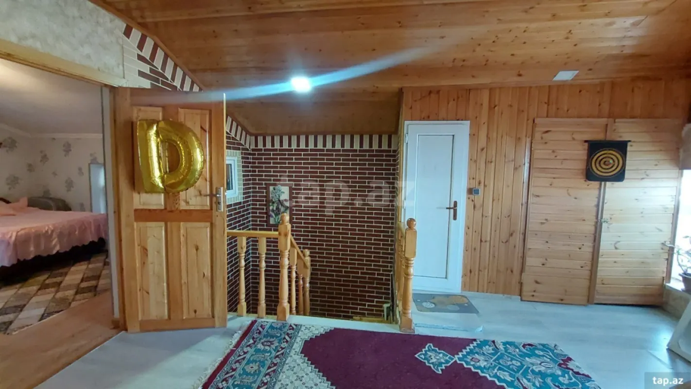 Satılır 4 otaqlı həyət evi