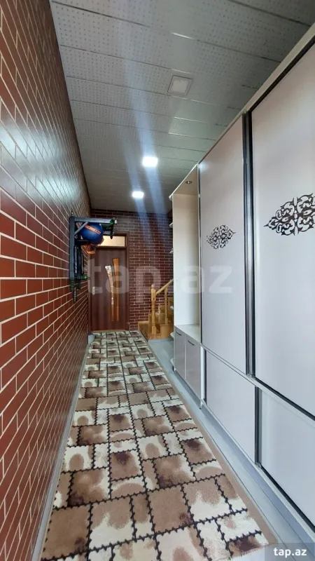 Satılır 4 otaqlı həyət evi