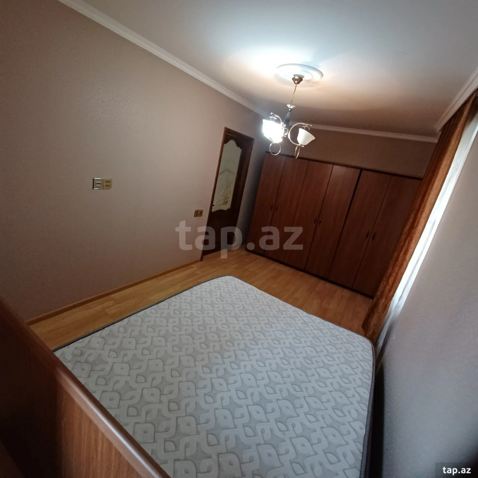 Kirayə verilir 2 otaqlı mənzil 45 m²