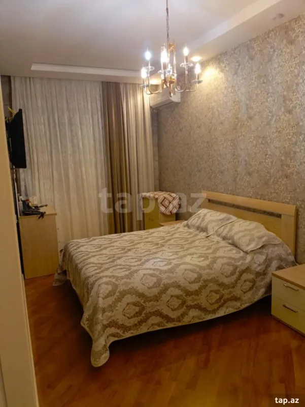 Satılır 3 otaqlı yeni tikili 110 m²