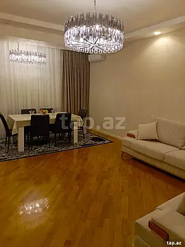 Satılır 3 otaqlı yeni tikili 110 m²