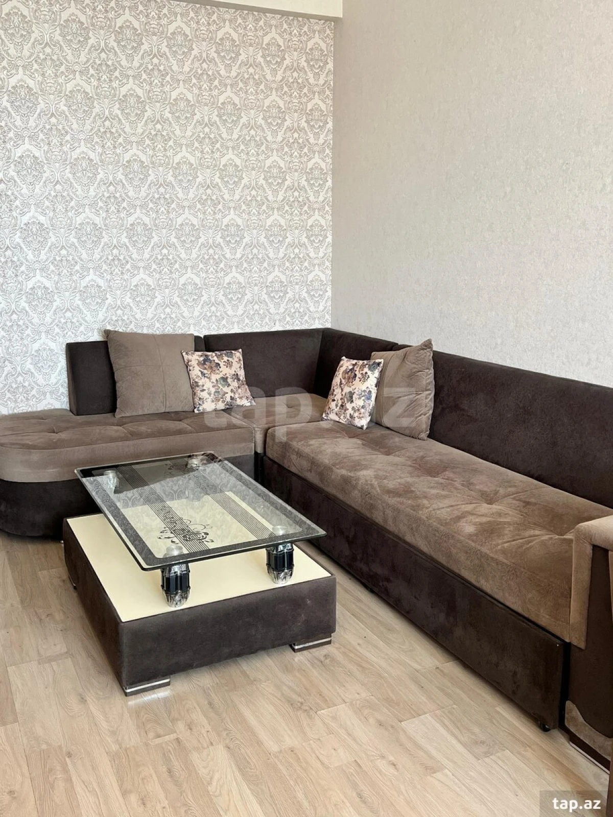 Kirayə verilir 3 otaqlı yeni tikili 85 m²