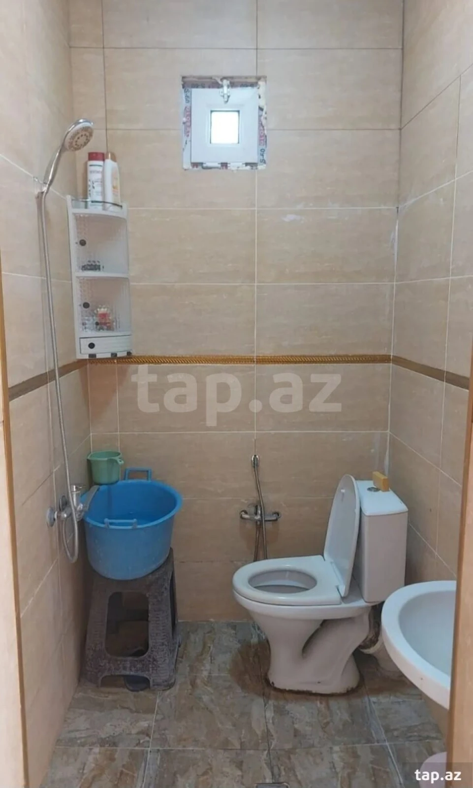 Kirayə verilir 3 otaqlı həyət evi