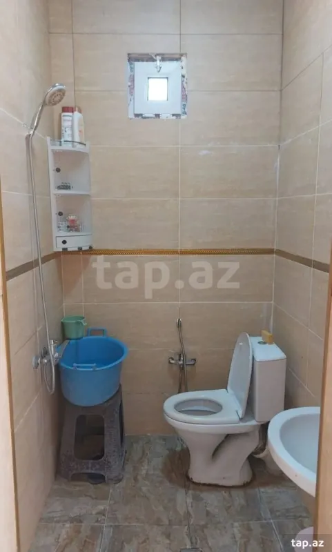 Kirayə verilir 3 otaqlı həyət evi