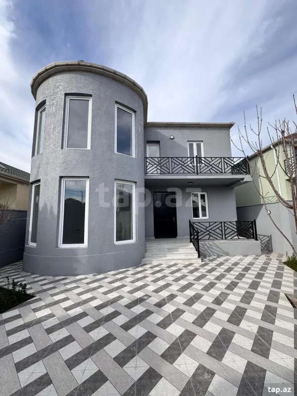 Satılır 5 otaqlı həyət evi