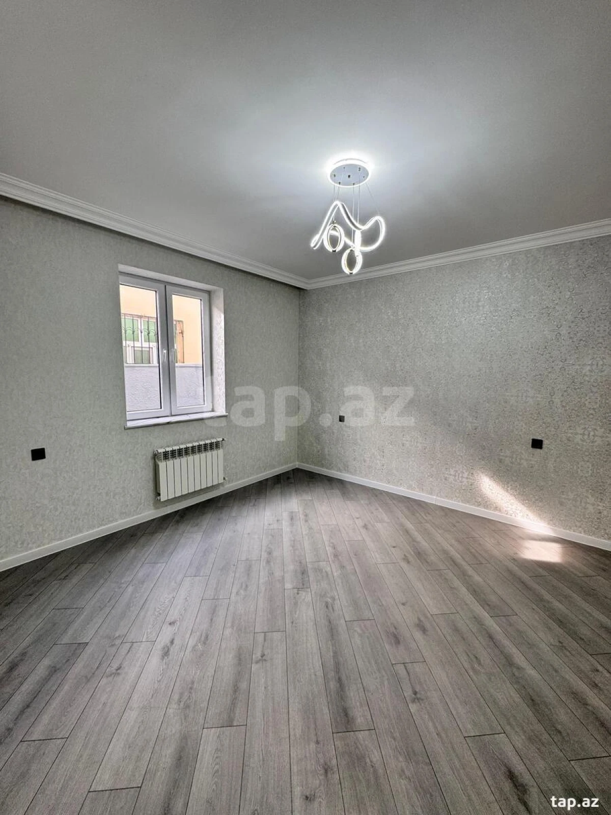 Satılır 5 otaqlı həyət evi