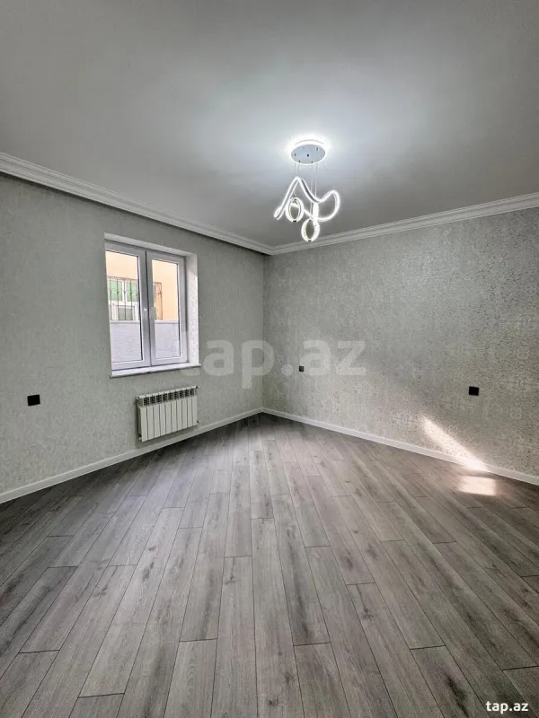 Satılır 5 otaqlı həyət evi