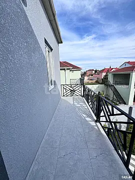 Satılır 5 otaqlı həyət evi